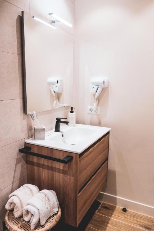 Suite Yenne 2 Cagliari Luaran gambar